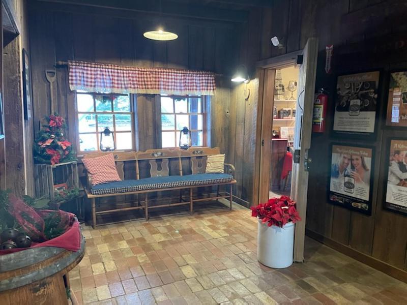 Watson Estate Bnb & Deer Creek Winery Юнионтаун Экстерьер фото