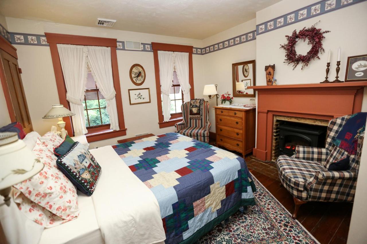 Watson Estate Bnb & Deer Creek Winery Юнионтаун Экстерьер фото